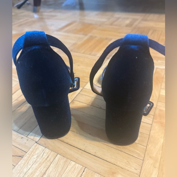 CL by Laundry Comfort Cushion Velvet Heels - Picture 2 of 9